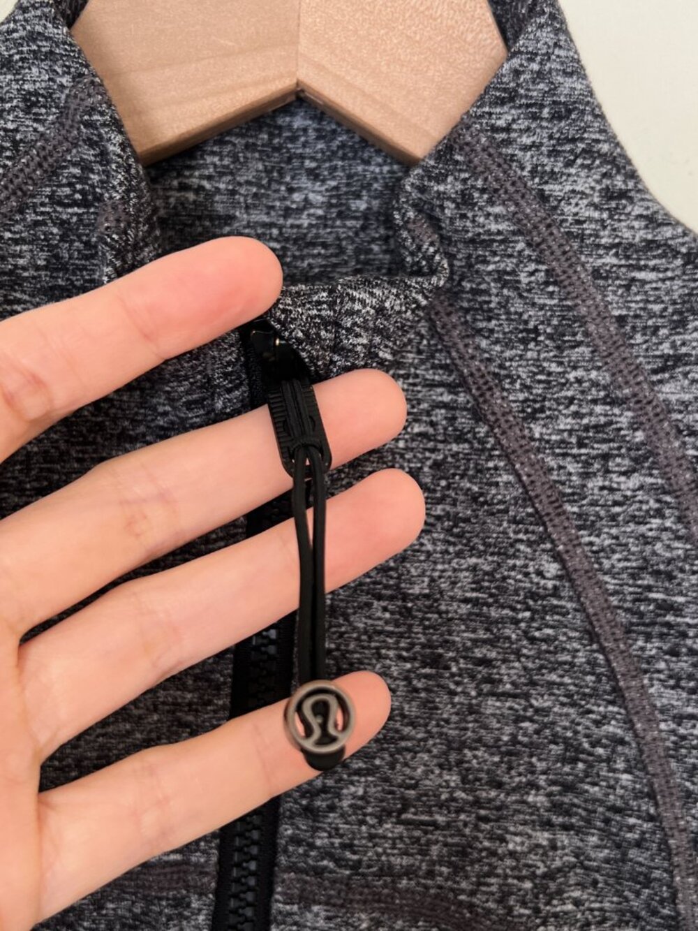 Lululemon Heathered Black Full Zip Up Luon Define Jacket - Picture 2 of 5